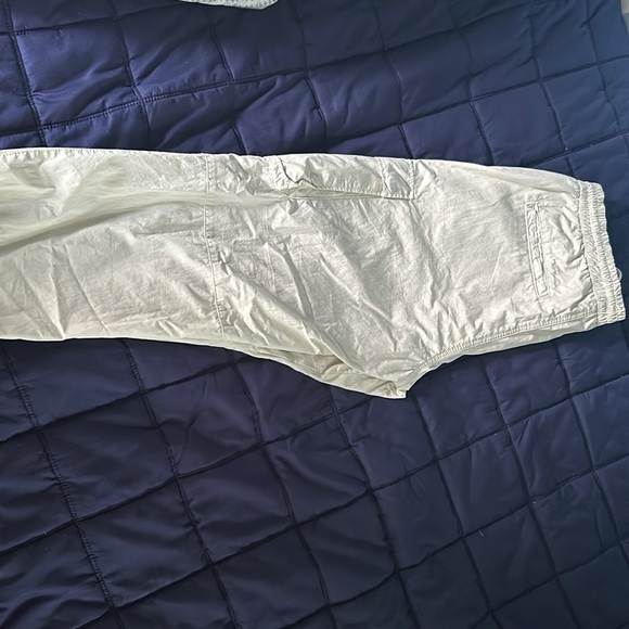 Zara men beige cargo pants - Picture 2 of 2